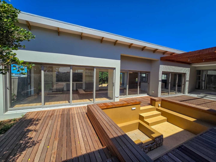 3 Bedroom Property for Sale in Stilbaai Wes Western Cape